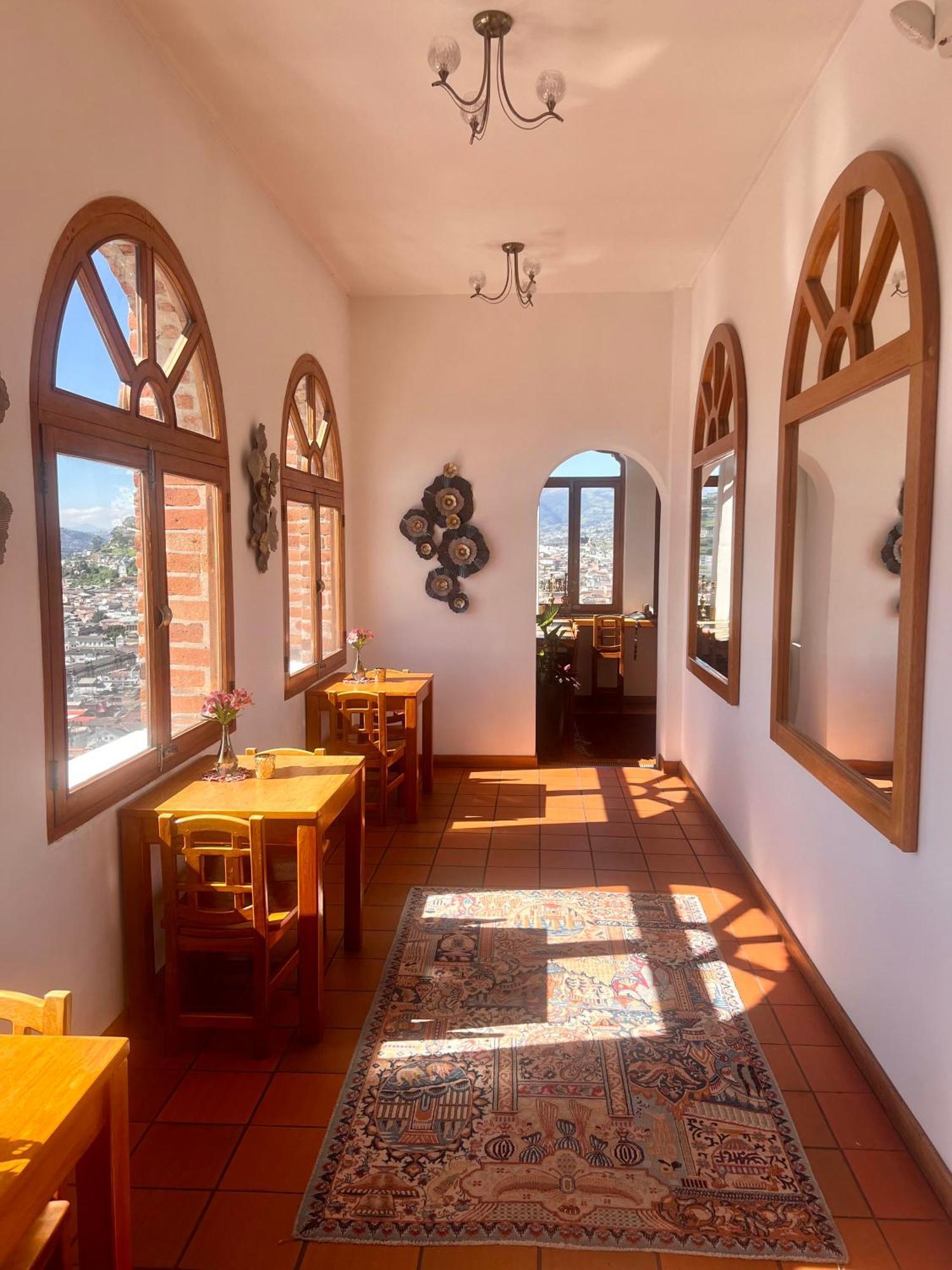 Vista Del Angel Hotel Boutique Quito Exterior photo