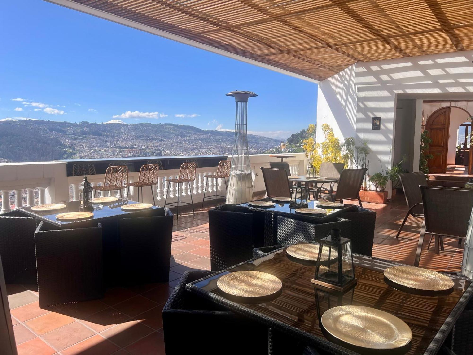 Vista Del Angel Hotel Boutique Quito Exterior photo